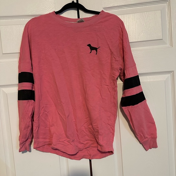 Original pink sweater. - Picture 1 of 2